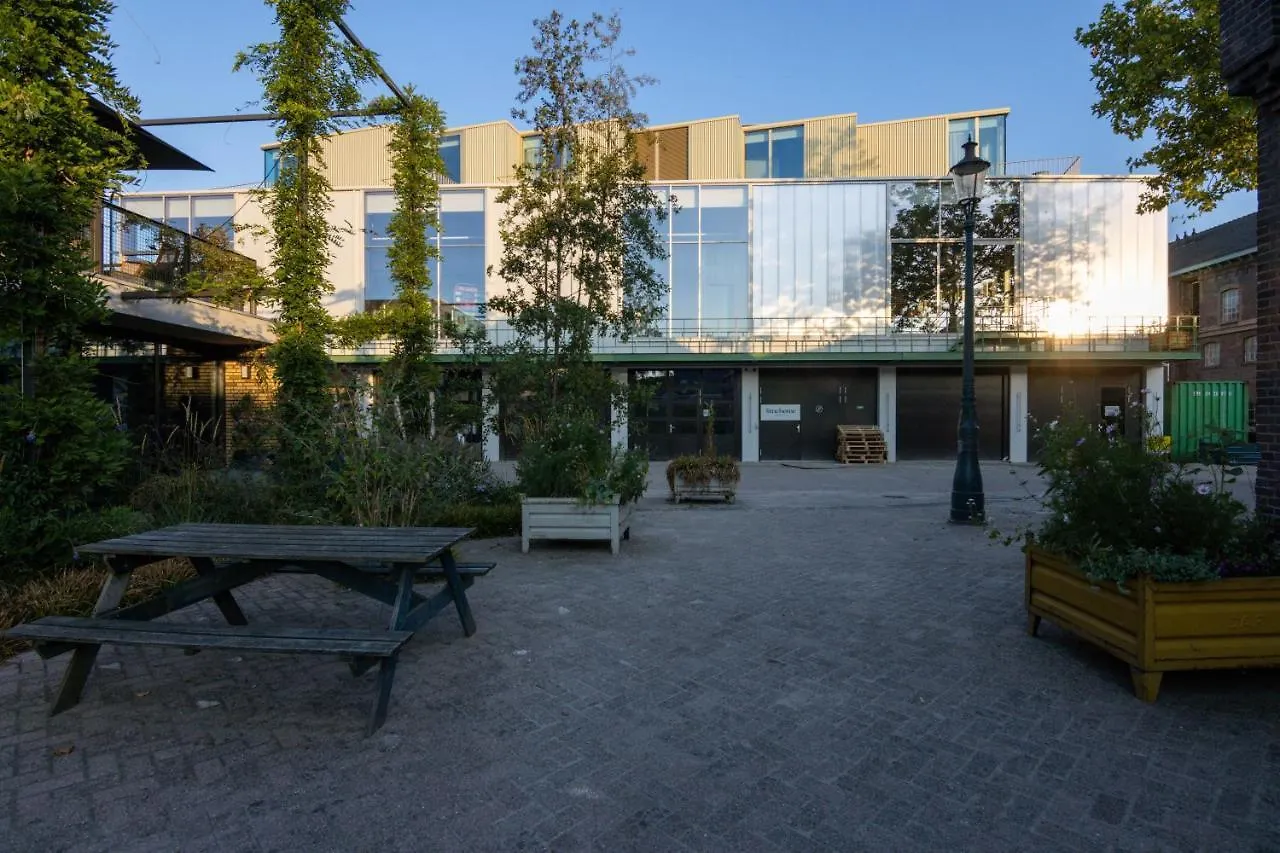 Limehome Eindhoven Gashouder Pays-Bas